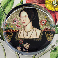 Anne Boleyn Glass Round Paperweight Anne Boleyn Glass Round Paperweight